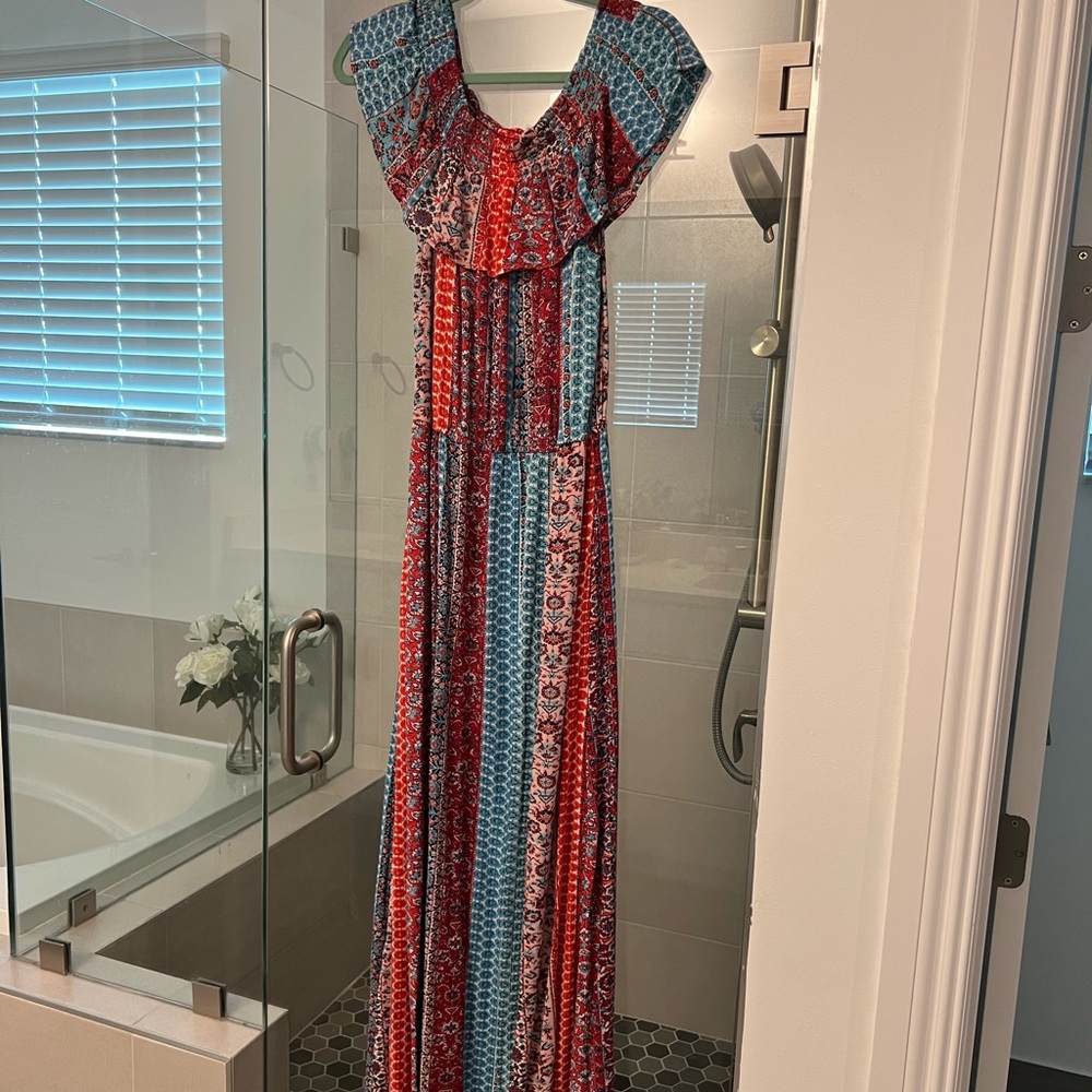 Off the shoulder maxi dress